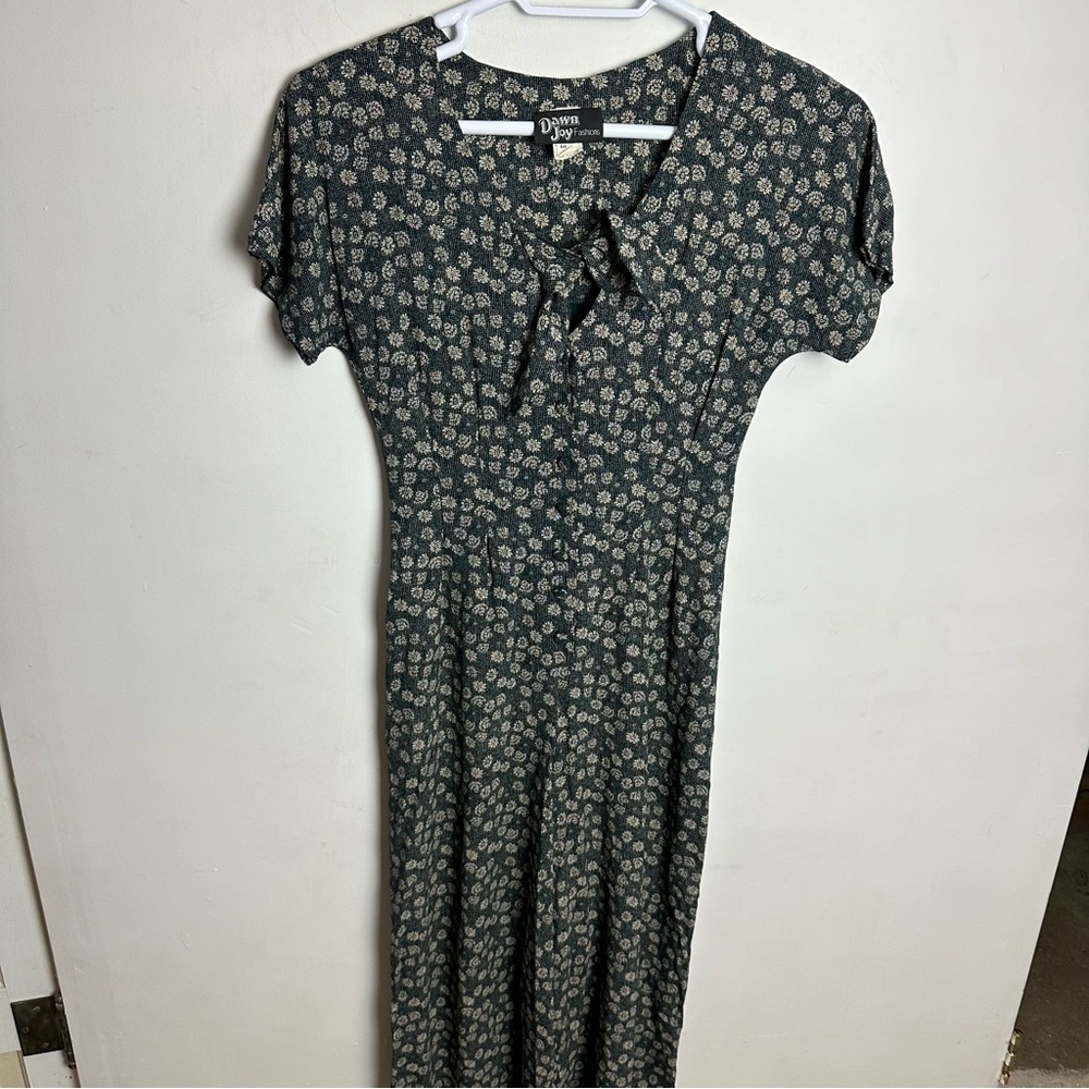 Vintage Dawn Joy Jumpsuit Women's size 4 Green Culottes Floral Hippie 90s USA